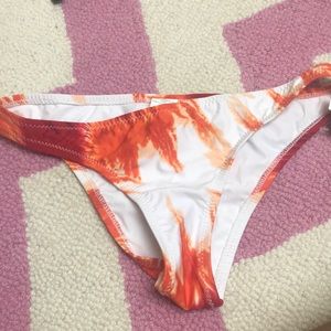 Tie die bikini bottoms NEVER WORN